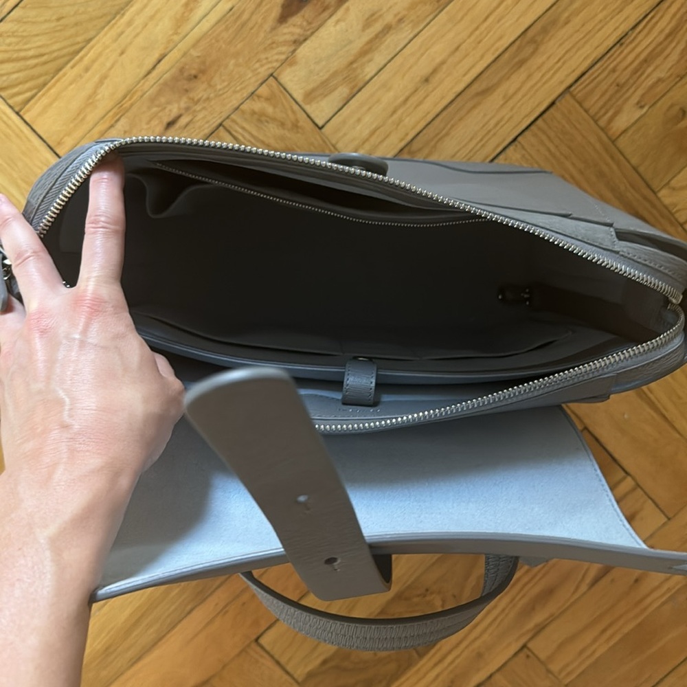 Senreve gray leather backpack satchel - Picture 3 of 3